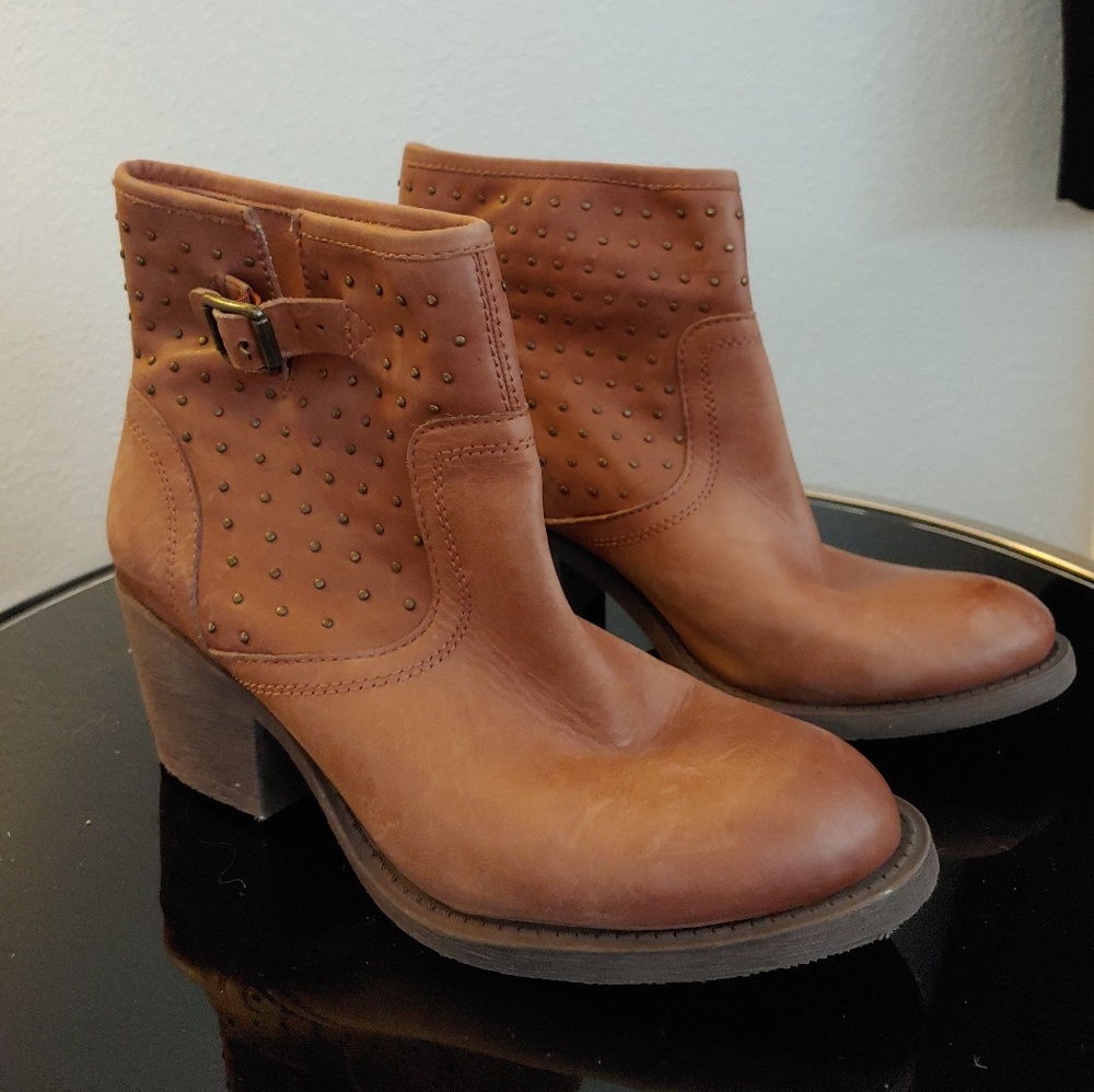 Lucky Brand Butler Distressed Leather Booties lol